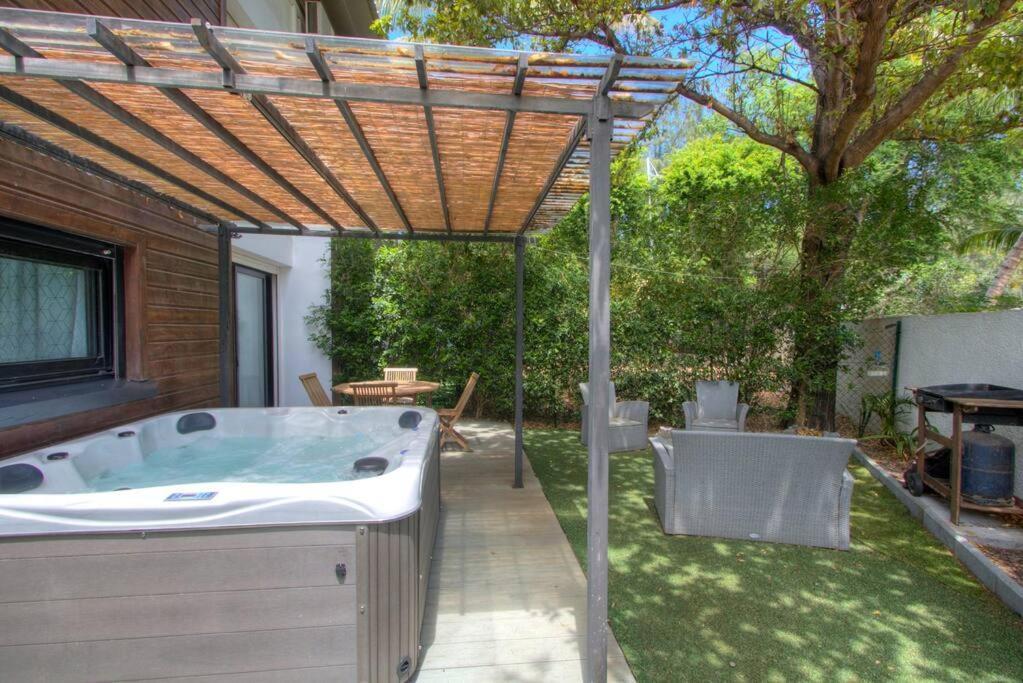 Le Grand Bleu - Jacuzzi - Apt La Saline Les Bains La Saline-Les-Bains Exterior foto